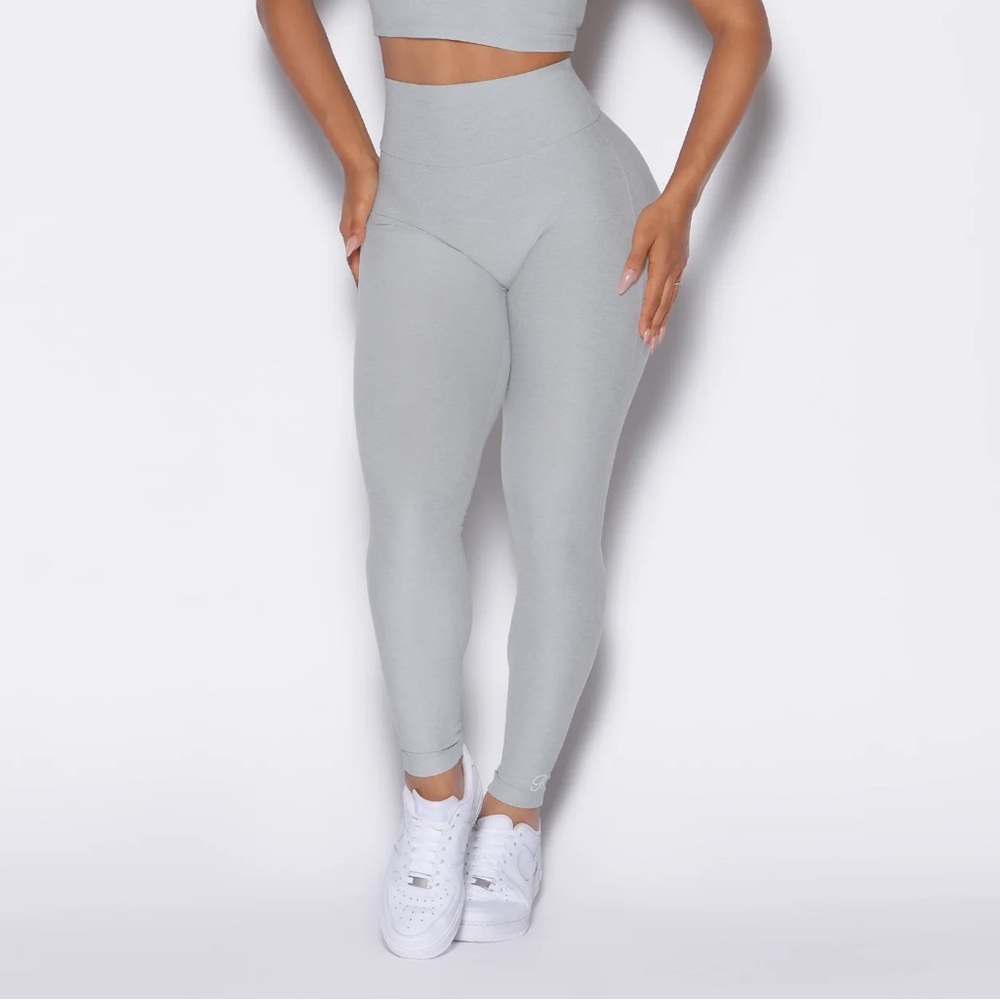 Bombshell Sportswear Movement Leggings Light Cloud
